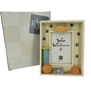 Russ Wags to Whiskers Cat Kitty Shadow Box Picture Frame For 3.5 x 5 Inch Photo